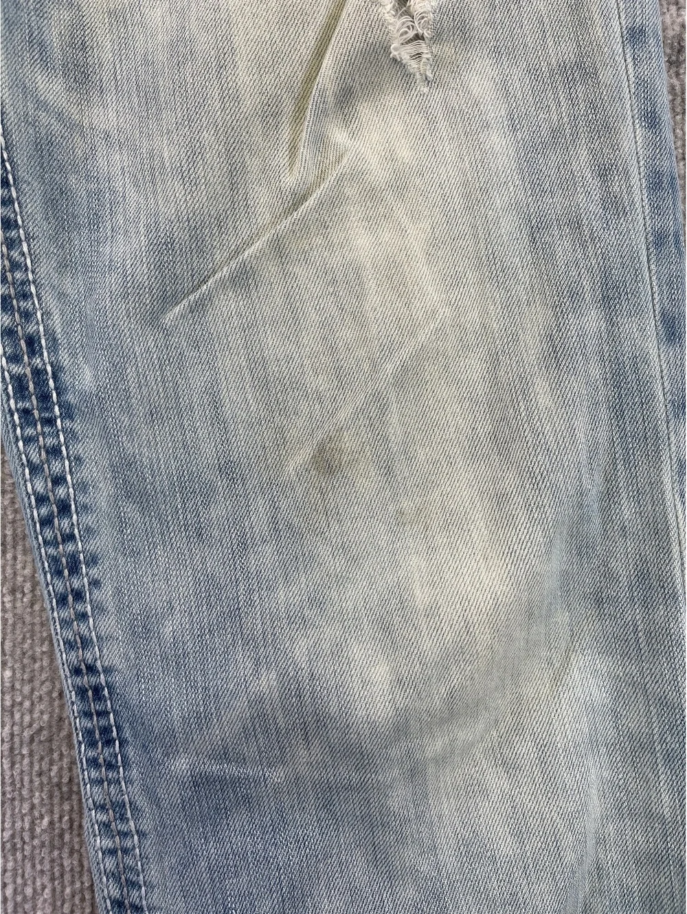 BKE Jake Mens Jeans Size 32R Light Wash Distressed Straight Leg Denim